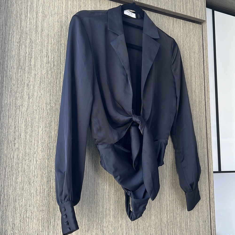 ARITZIA Babaton Ace XXS Silk Satin Tie Bodysuit Long Sleeve Top $100 - Picture 3 of 11